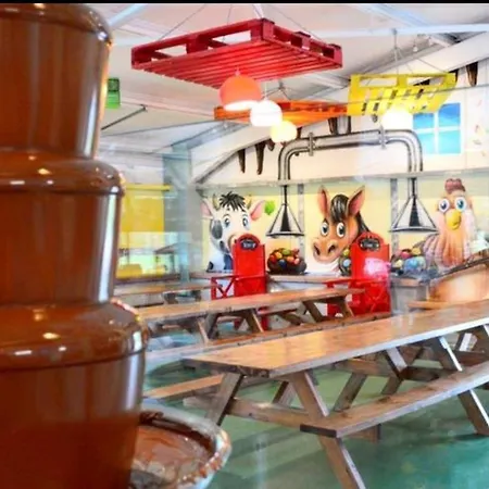 Leahys Pod Park Κάμπινγκ